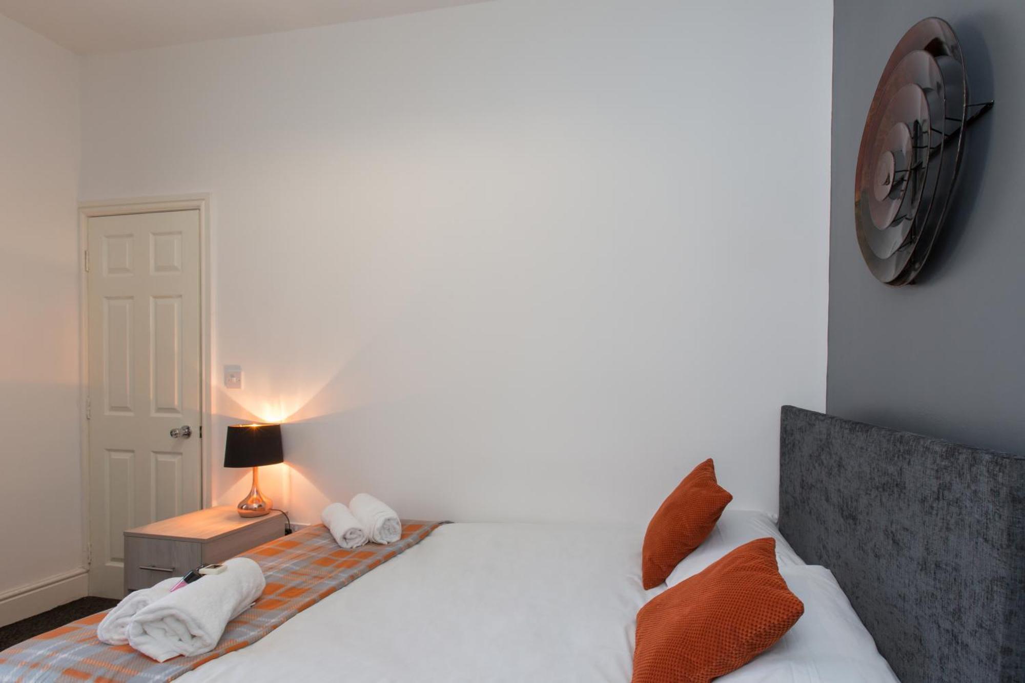 Townhouse @ Corporation Street Stoke Bed and Breakfast Værelse billede